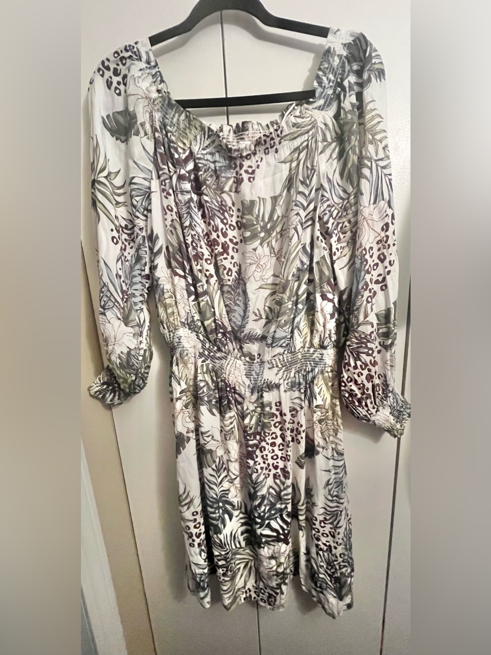 Witchery Tropical Print Long-Sleeve Maxi Dress. Boho. Hippie. Retro. Flowy.